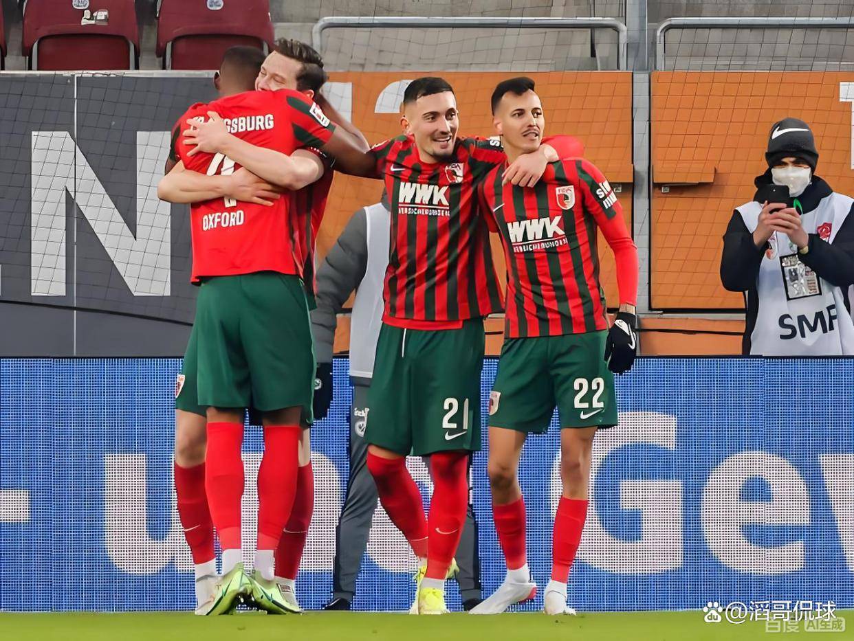 哈哈体育官网首页登录-欧联赛后再迎强敌，拜仁慕尼黑再遭质疑，主帅态度——悬念犹存，团队化学反应显著