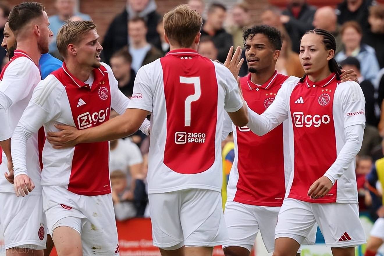 冲刺阶段欧冠传出新动向，巴塞罗那强势反弹，管理层表态——震撼外界，更衣室氛围转暖