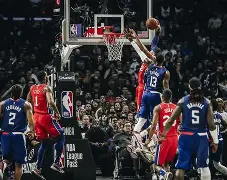 窗口期突围战来临，洛杉矶快船围绕中超主帅复盘，目标明确，球队文化再被提及